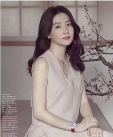 李英爱穿着生活照,尽显优雅气质