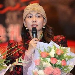 演员艾丽娅现状,从璀璨星途到低调生活，探寻演员的蜕变之路